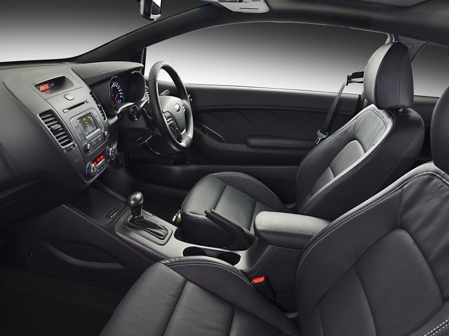  Kia Cerato Koup 2014 года  (ZA) (фото 27 из 30)